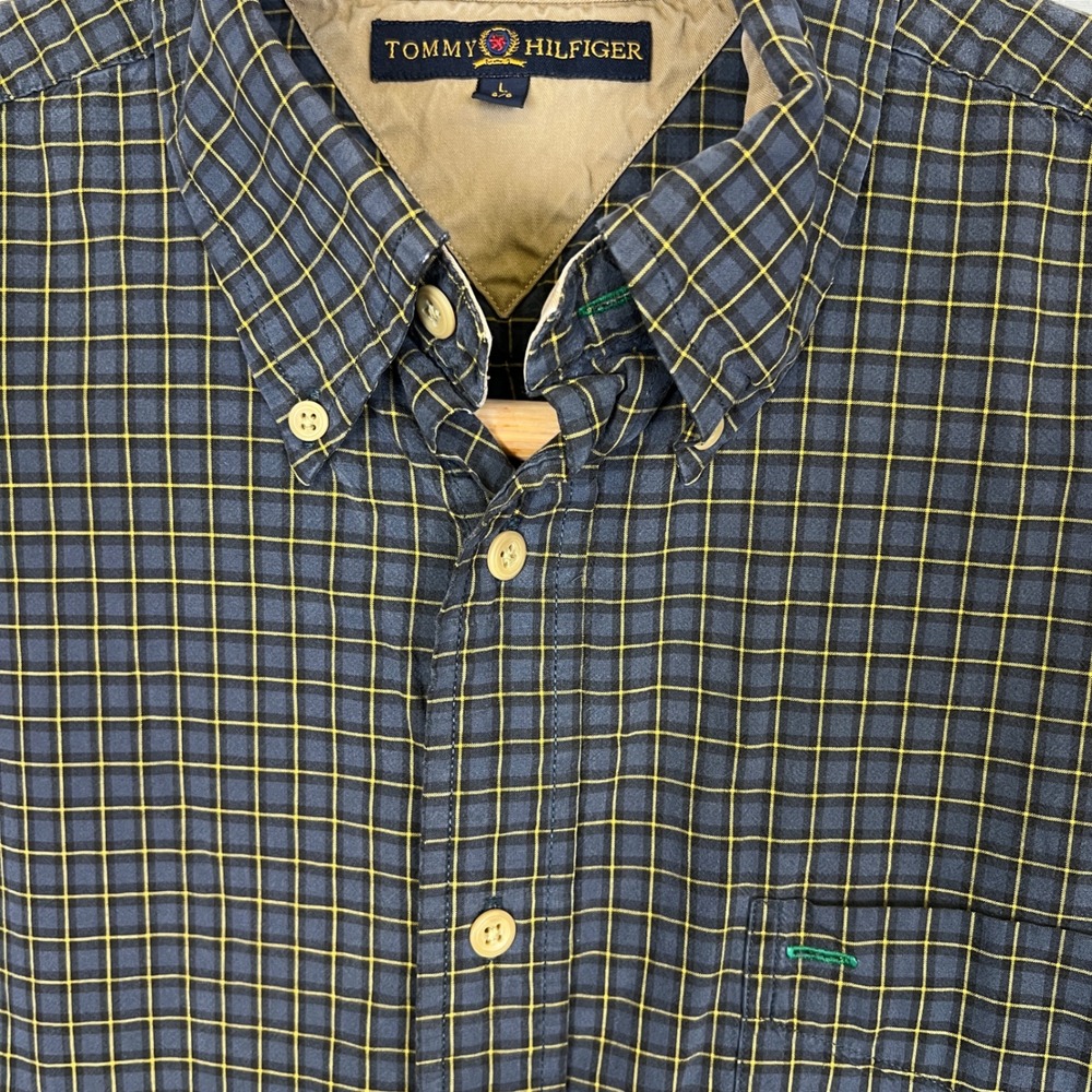 Tommy Hilfiger Button Down Shirt Mens Large Plaid Long Sleeve Blue Yellow Crest
